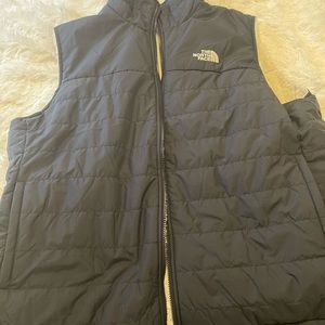 Men’s XL Northface shearling reversible vest